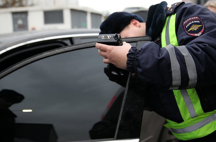 Водители продолжают спорить с ГИБДД из-за тонировки