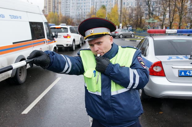 Старые машины все чаще привлекают внимание ГИБДД