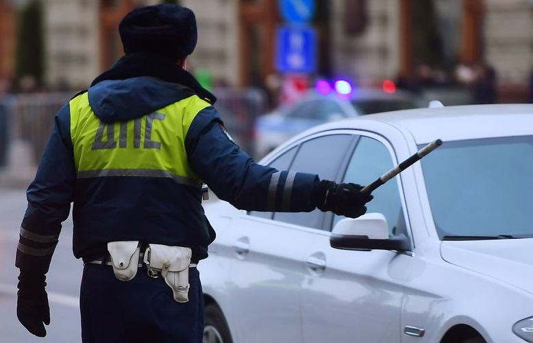 Инспекторы ДПС смогут отправлять автомобили на ТО