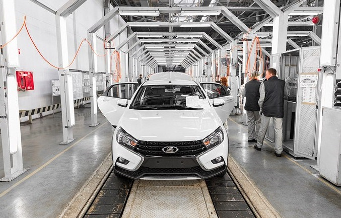 АвтоВАЗ выпустит спецверсии Lada